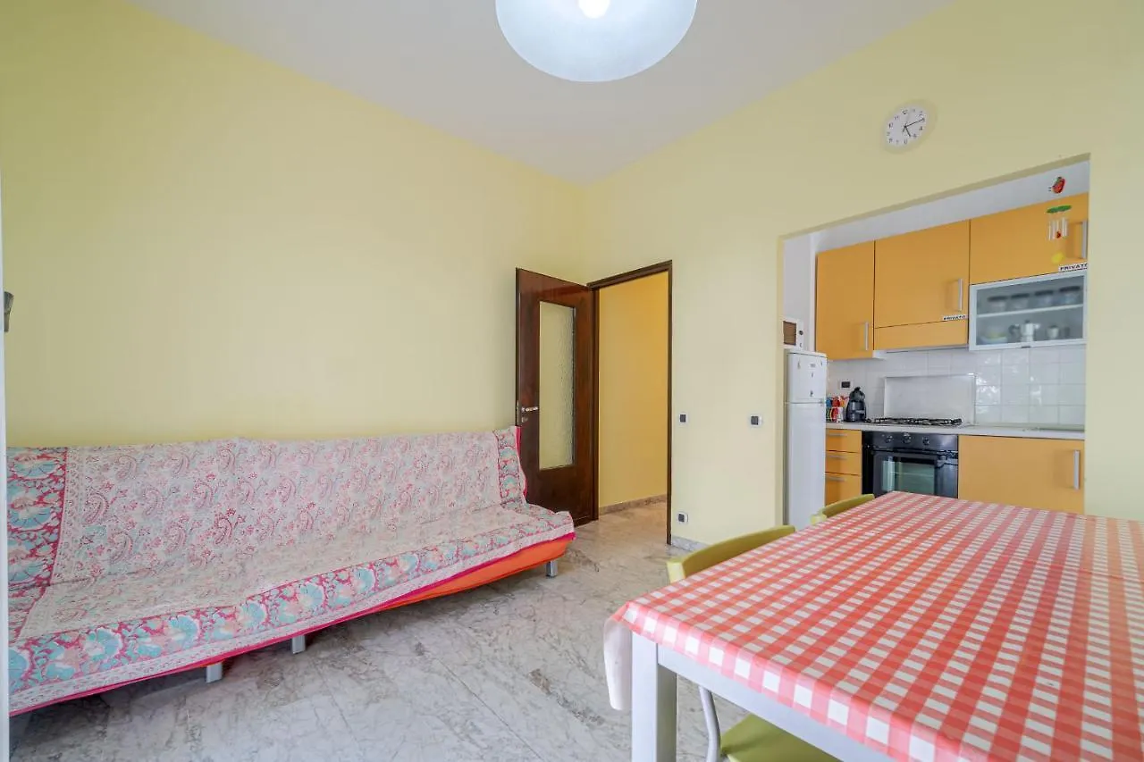 Apartment Savona Essential Holiday Home